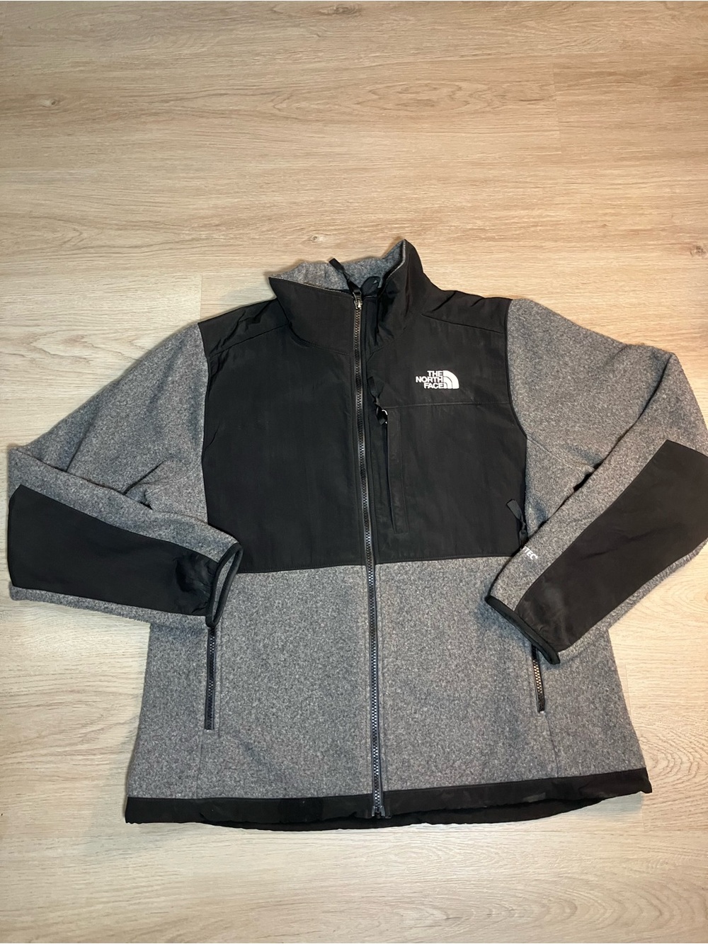 The North Face Retro Denali Fleece Jacket
